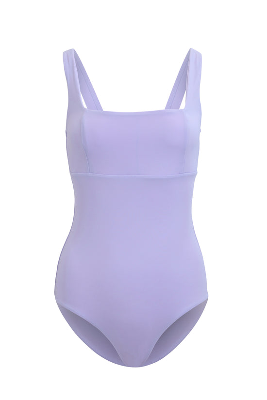 The Petra suit in Lilac
